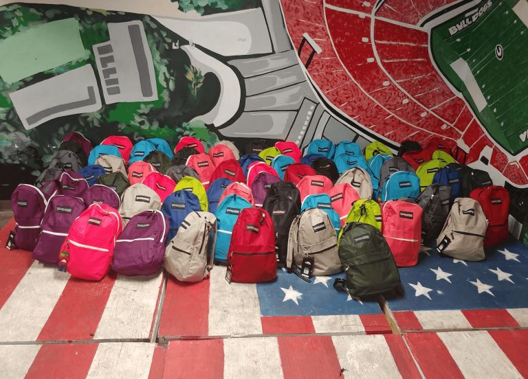 Phi Kappa Psi Particpates in the Backback Project