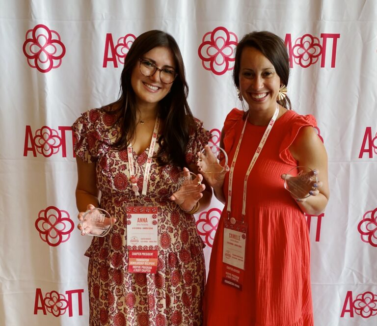 Alpha Omicron Pi Honored at International Convention